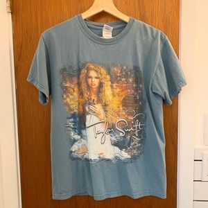 Vintage Taylor Swift Tour Tee